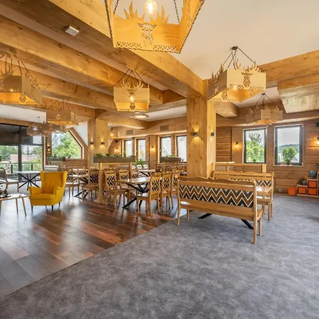 Stacja Nosal 아파트